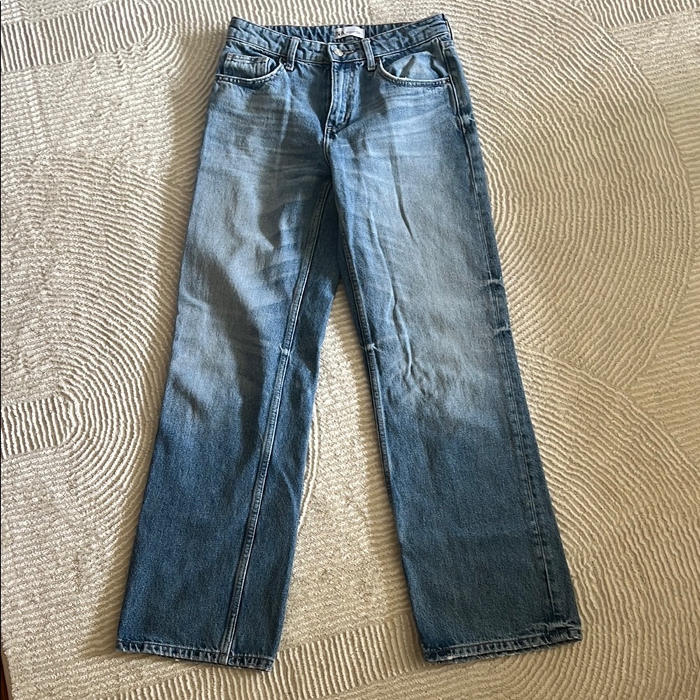 Zara Blue Boyfriend Jeans with Relaxed Fit
